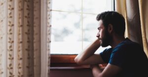元カノに連絡したいけどできない時の対処法8つ